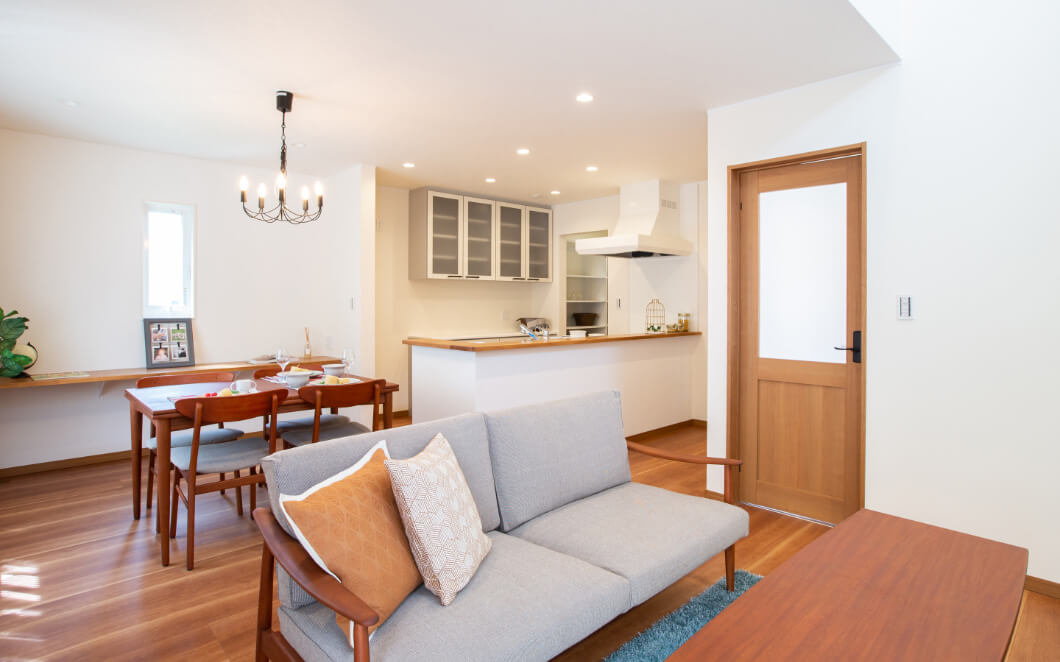 圧迫感のない優しい北欧テイストのお部屋